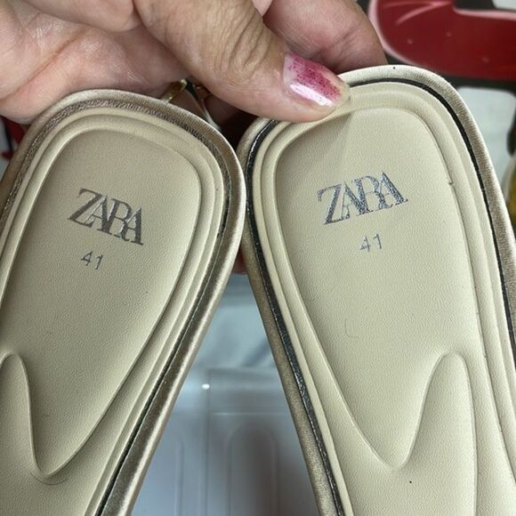 (S1) Zara Rhinestone Flat Sandals Size 10 - Picture 10 of 11
